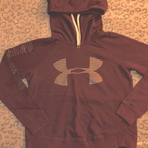 Underarmor Sweatshirt!!